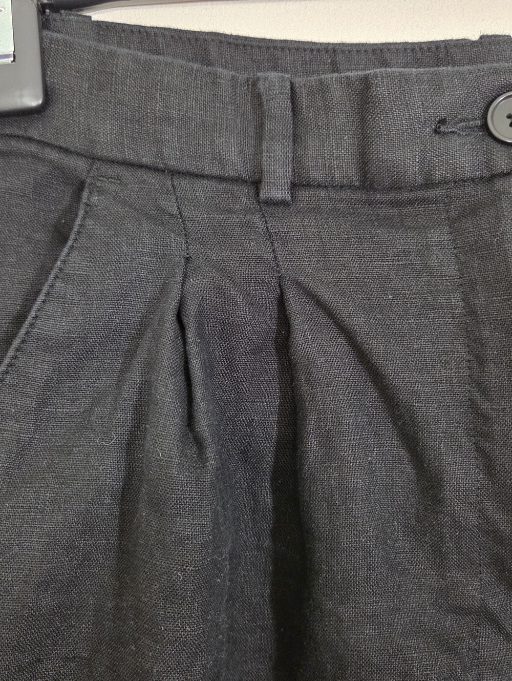 Banana Republic Soho Linen High Rise Pleated Shorts Black Size 12 Boho Casual - Picture 4 of 8